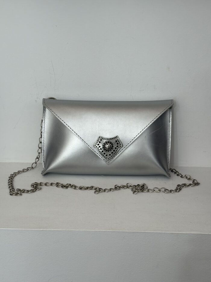 Silver heart bag - Image 1